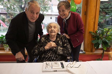 Paní Vlasta Šišková oslavila 100. narozeniny!