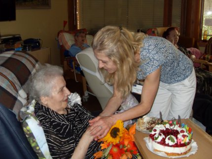 Slavily se 84. narozeniny paní Věry