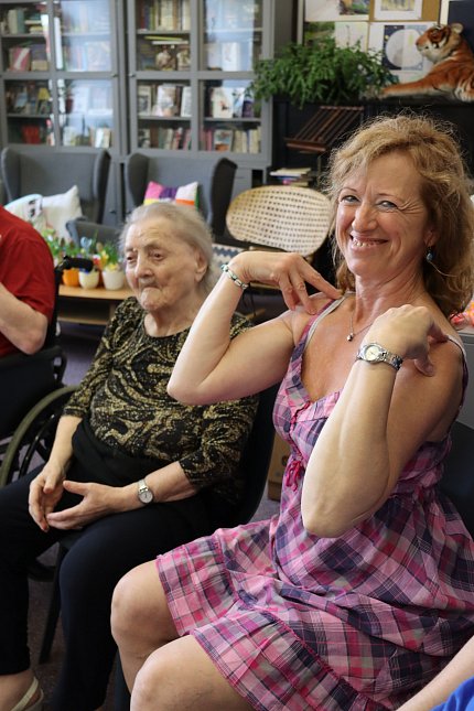 V Sue Ryder roztančíme boky i kolečka 